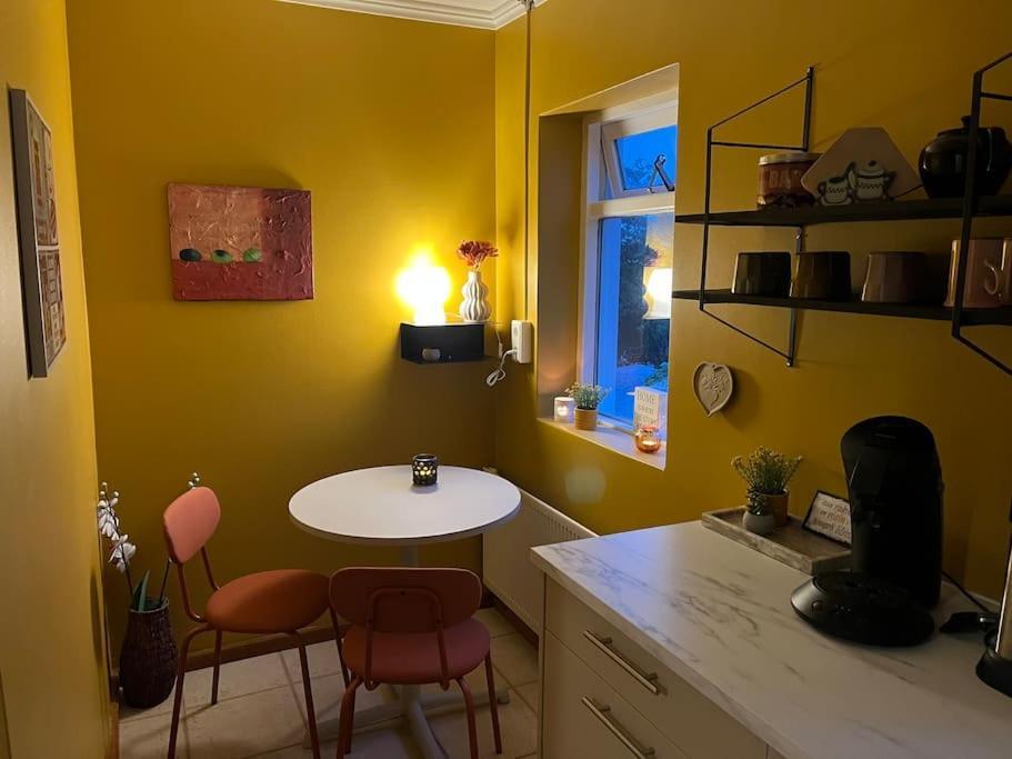 Charming 3 Bedroom Apartment Akureyri Dış mekan fotoğraf
